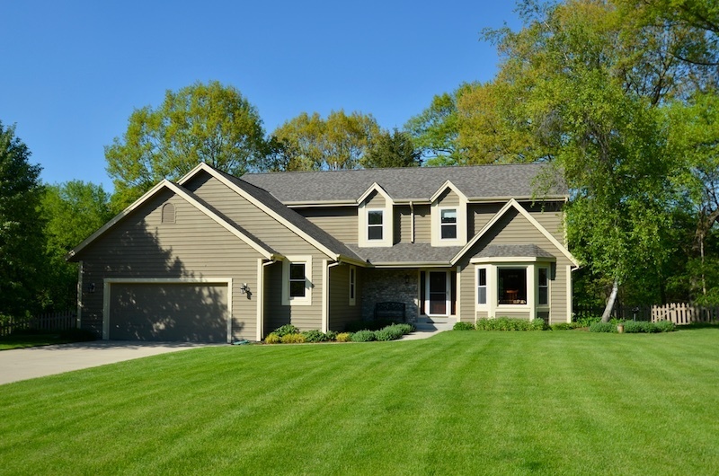 Property Photo: 333 W Cedar Valley Rd WI 53018