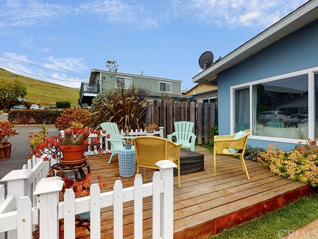 Property Photo:  440 Java Street  CA 93442 