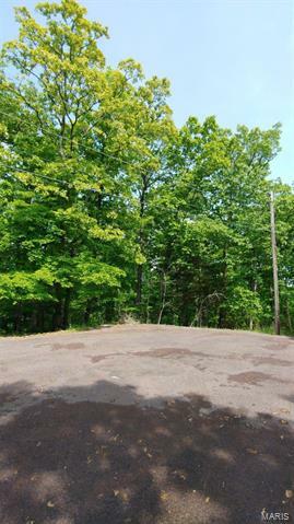 Property Photo: 1898 Glen Court 63357