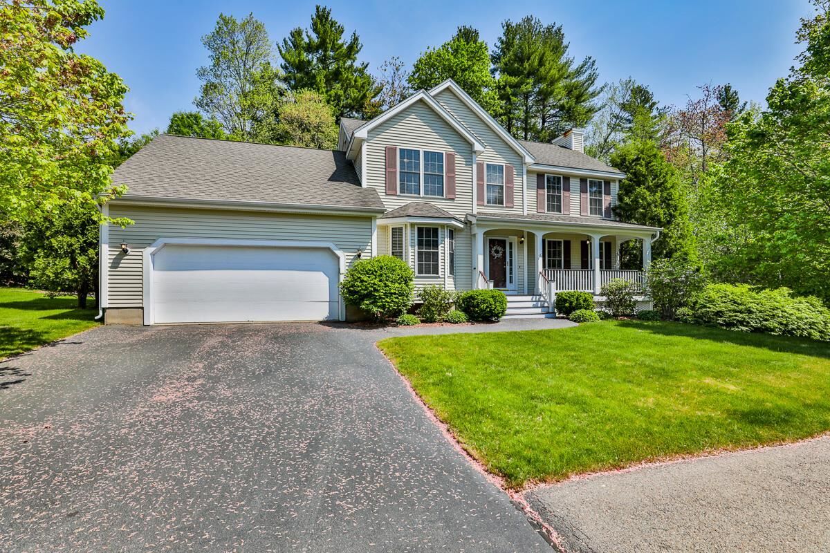 Property Photo:  48 Cherrywood Drive  NH 03062 