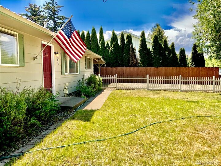 3 bed Kittitas home for sale 502 N Spokane St, Kittitas, WA 98934