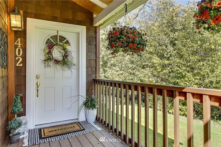 Property Photo: 402 5th Street WA 98388