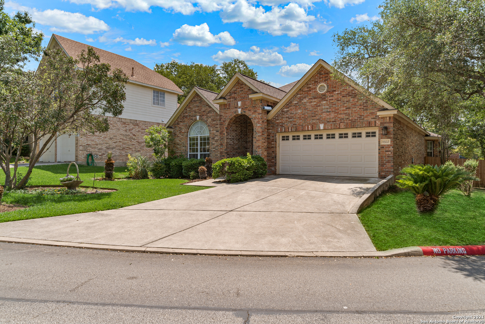 Property Photo: 14602 Triple Crown Ln TX 78248