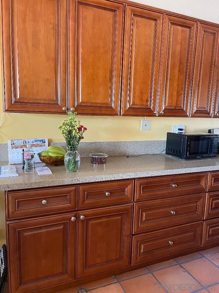 Property Photo:  3725 Balboa Terrace C  CA 92117