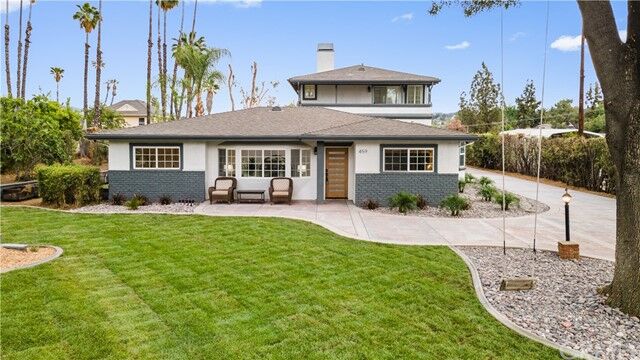 Property Photo: 459 Summit Avenue CA 92373