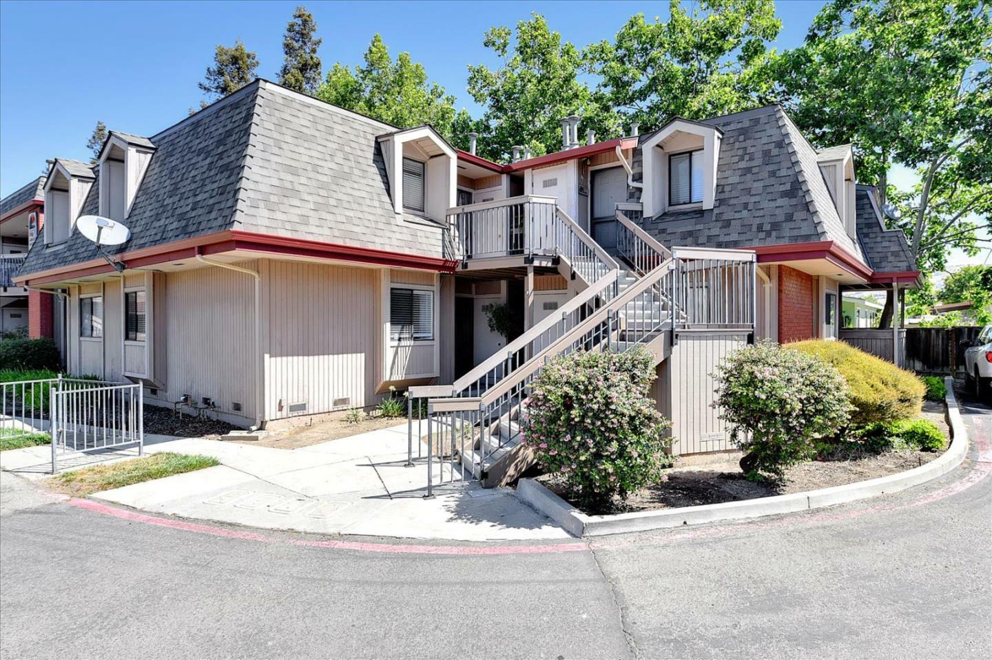 Property Photo:  3330 Shadow Park Place  CA 95121 