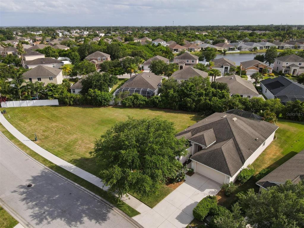 Property Photo: 4727 Halls Mill Crossing FL 34222