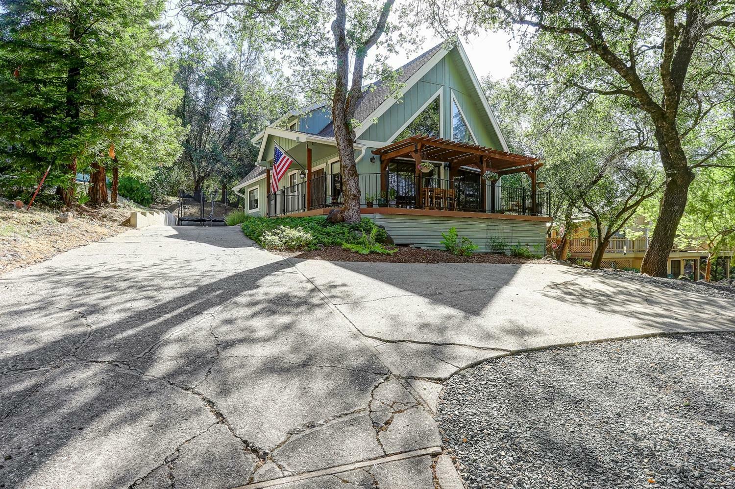 Property Photo:  13713 Hemlock  CA 95946 