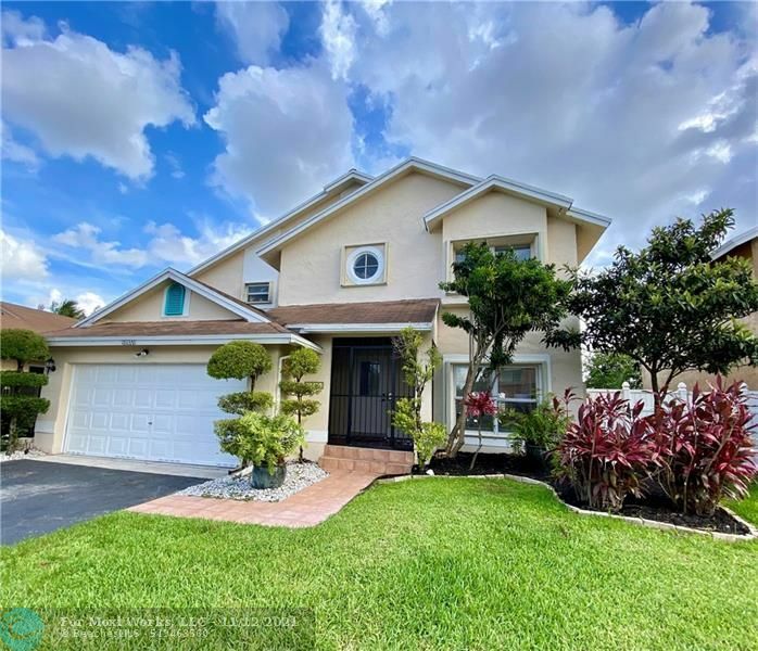 Property Photo:  9710 SW 9th Ct  FL 33025 