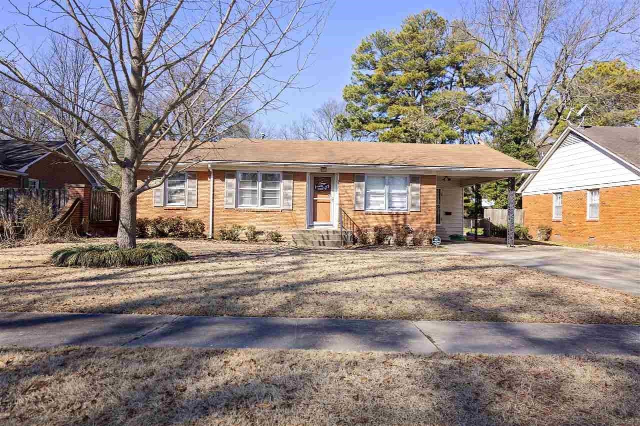 Property Photo:  1321 N 5th St  AR 72315 