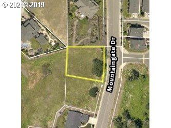 Property Photo:  558 Mountaingate Dr  OR 97478 