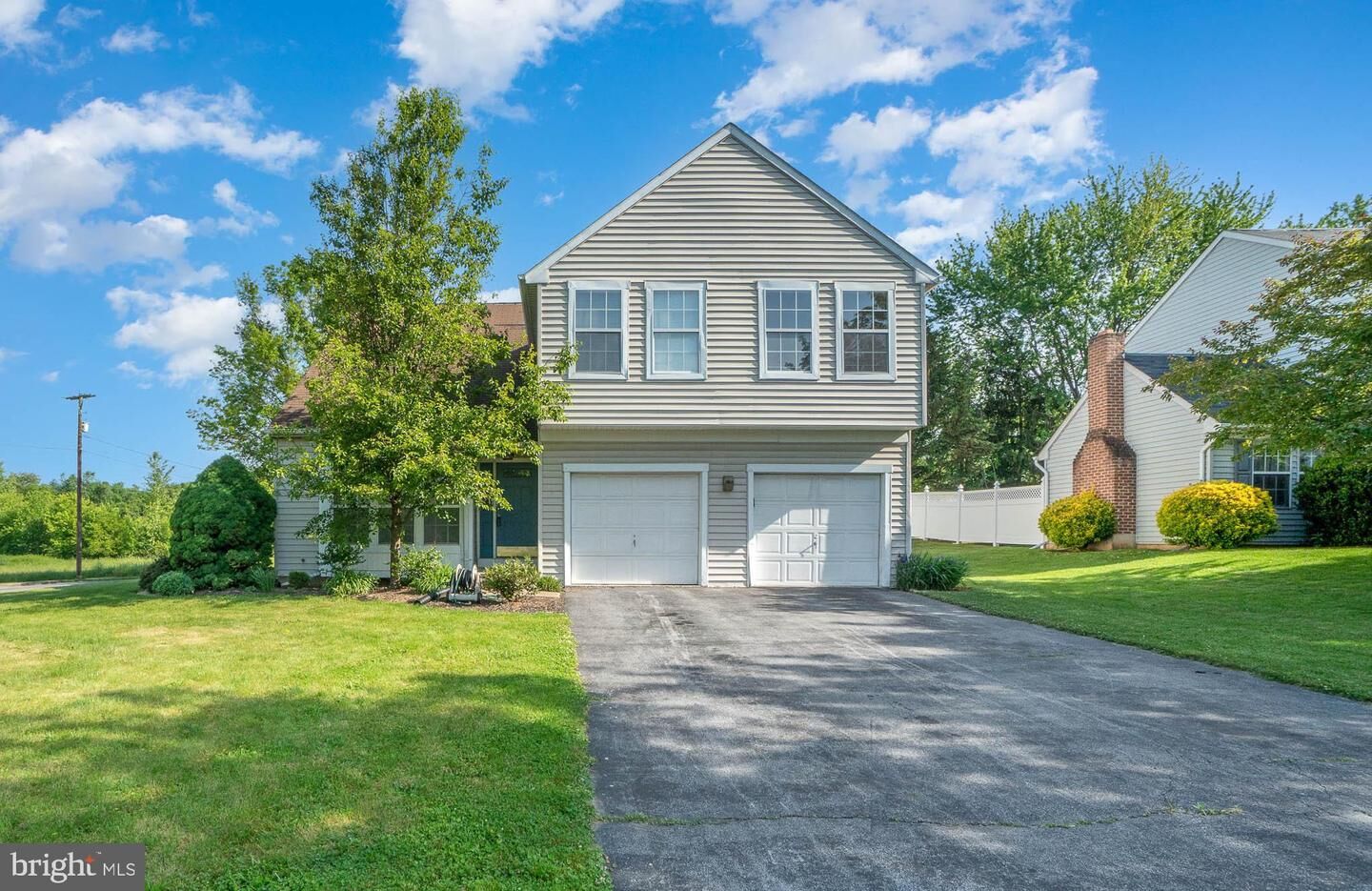 Property Photo: 1580 Woodridge Drive PA 17057