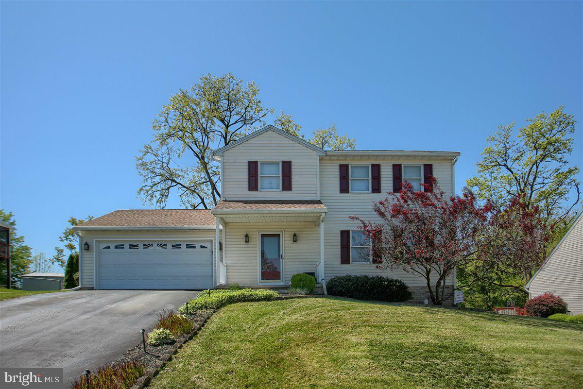 Property Photo: 18 Pheasant Ridge Road PA 17019