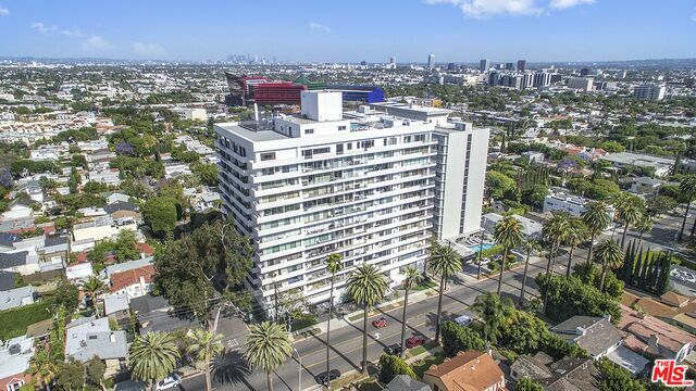 838  N Doheny Dr 1006  West Hollywood CA 90069 photo