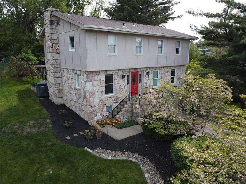 Property Photo:  114 Pleasantview Dr  PA 15317 