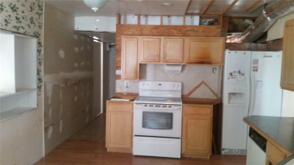 Property Photo:  1941 Blue Lake Drive  FL 33801 