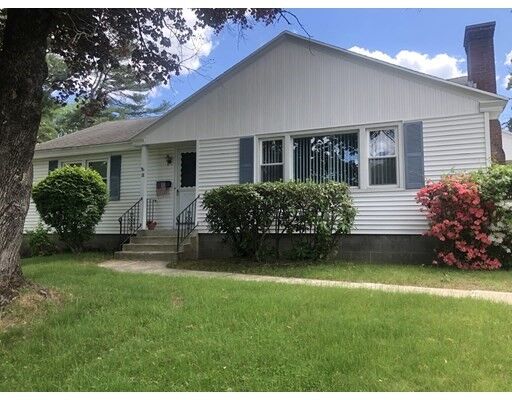 Property Photo: 18 Ridgewood Dr MA 01501