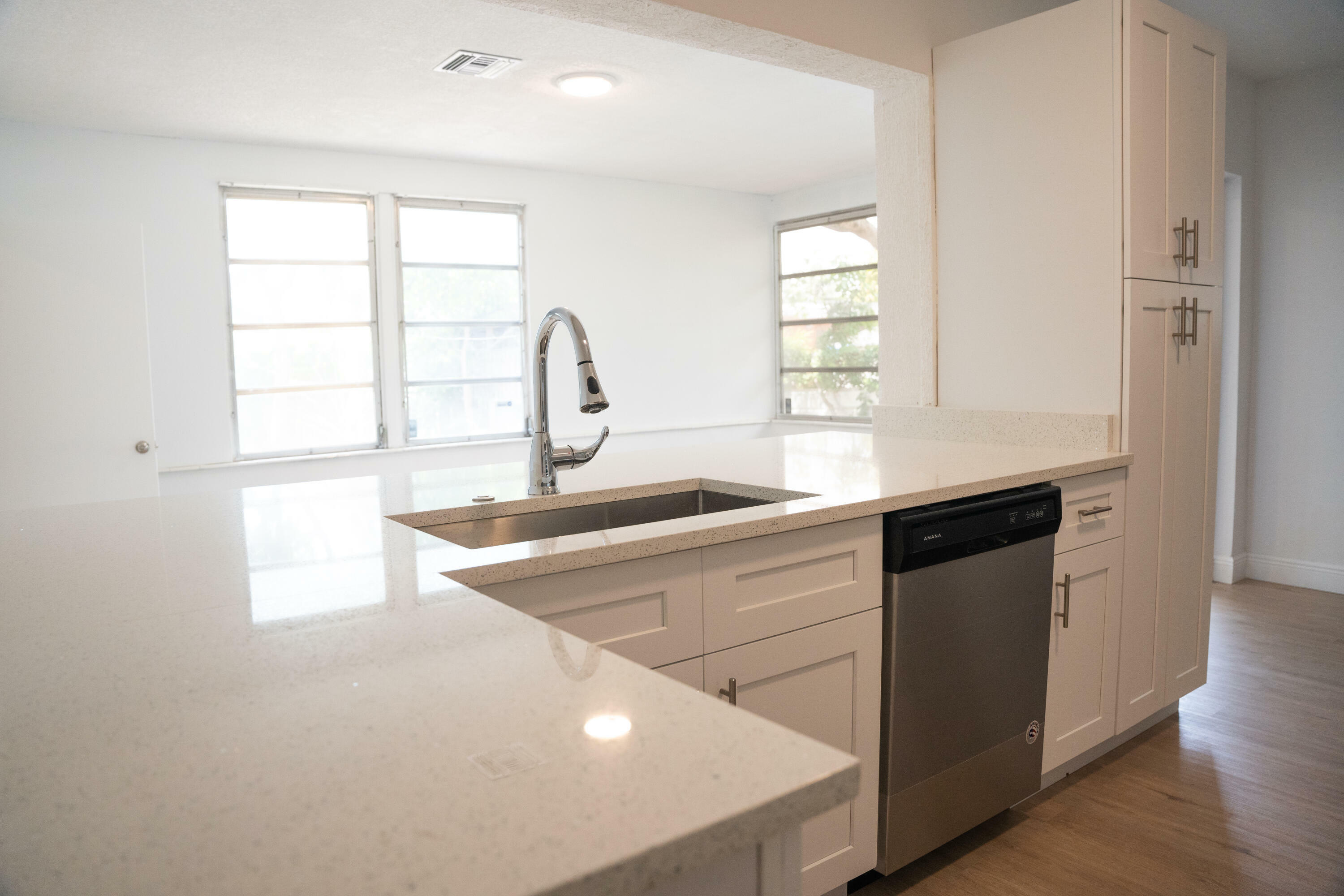 Property Photo: 3550 NW 41st Street FL 33309