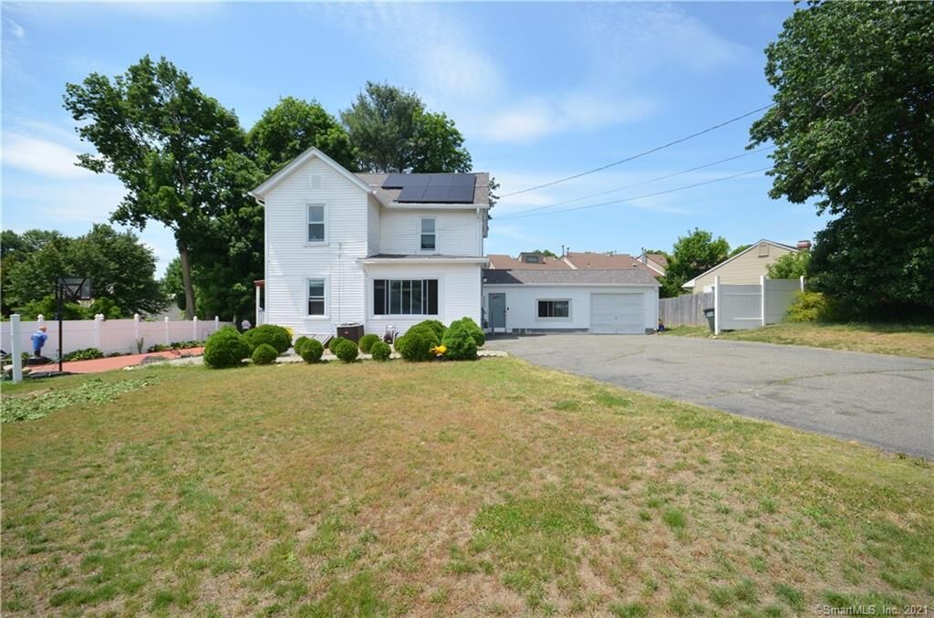 Property Photo:  67 Corn Tassel Road  CT 06606 