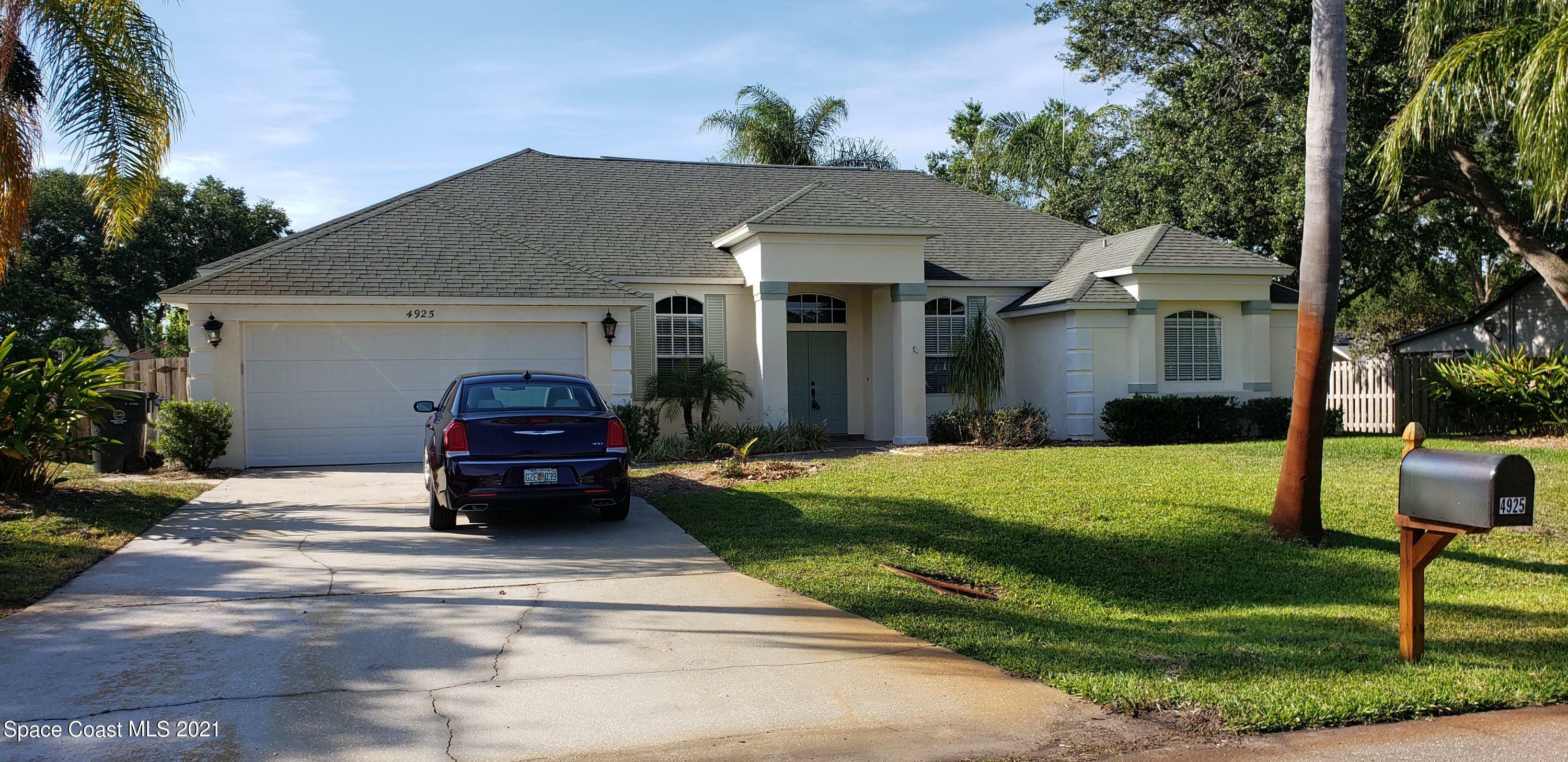 Property Photo:  4925 Winchester Drive  FL 32780 