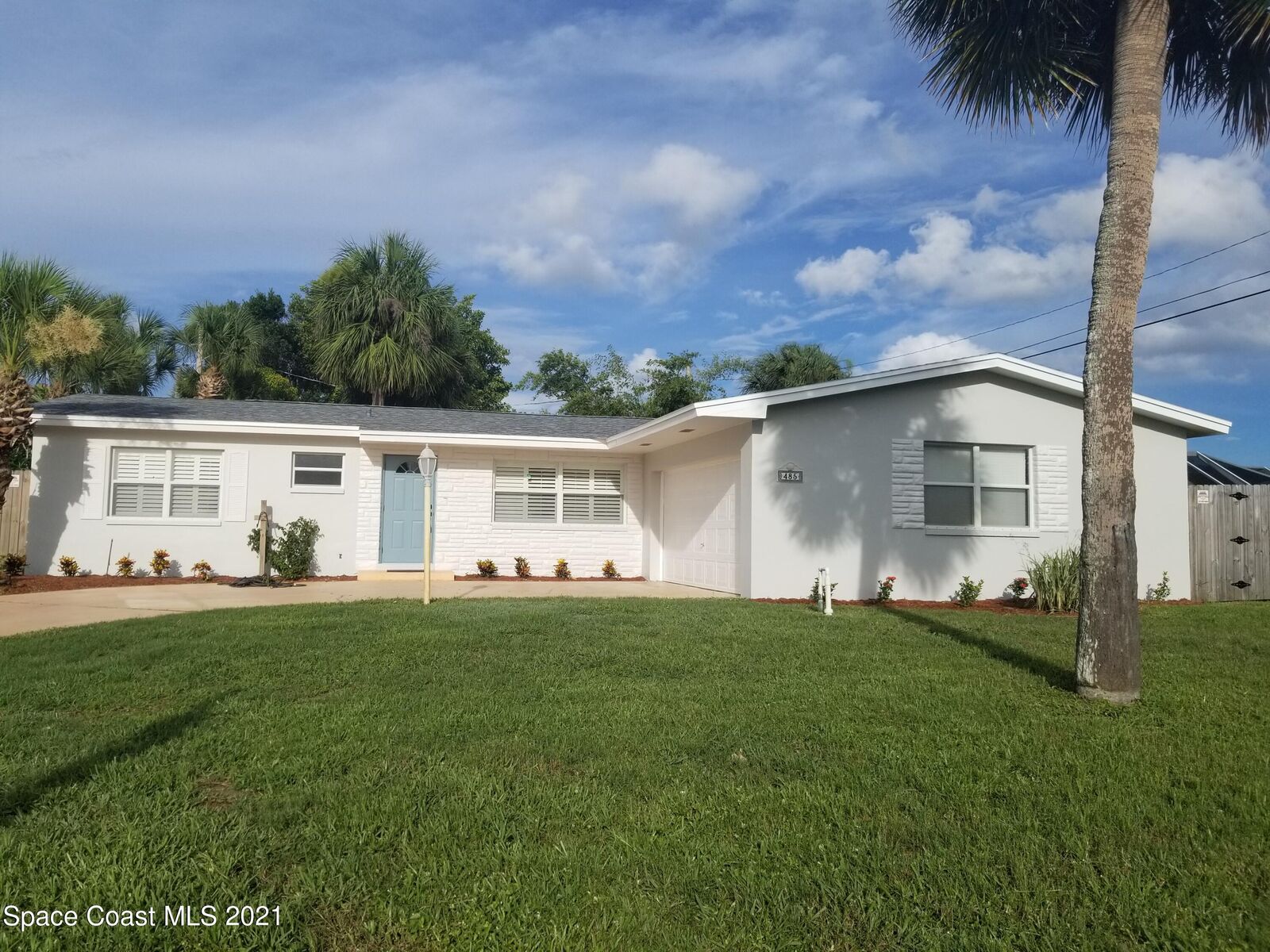 Property Photo: 485 Temple Street FL 32937