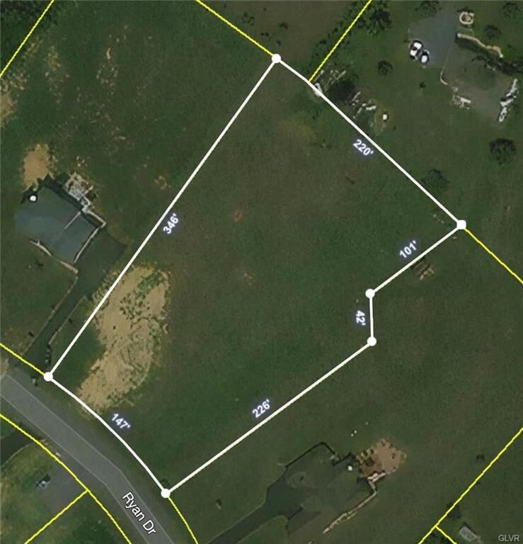 Property Photo:  31 Ryan Drive  PA 18013 