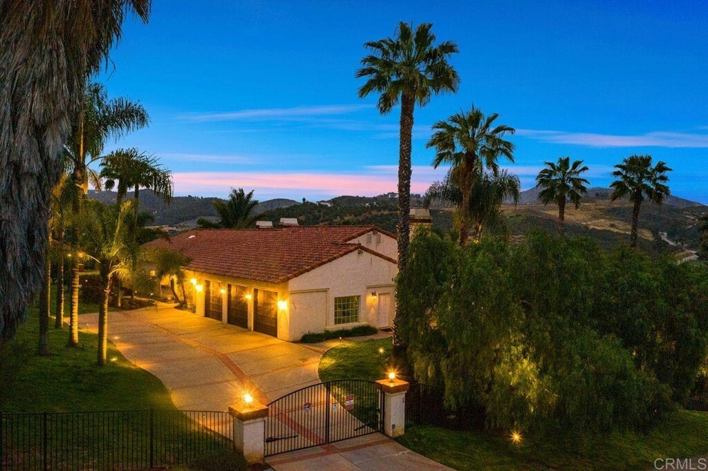 Property Photo: 3044 Southwind Lane CA 92084