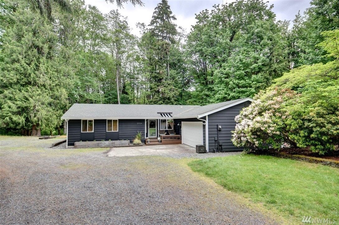 Property Photo:  2524 Covington Ct NE  WA 98516 