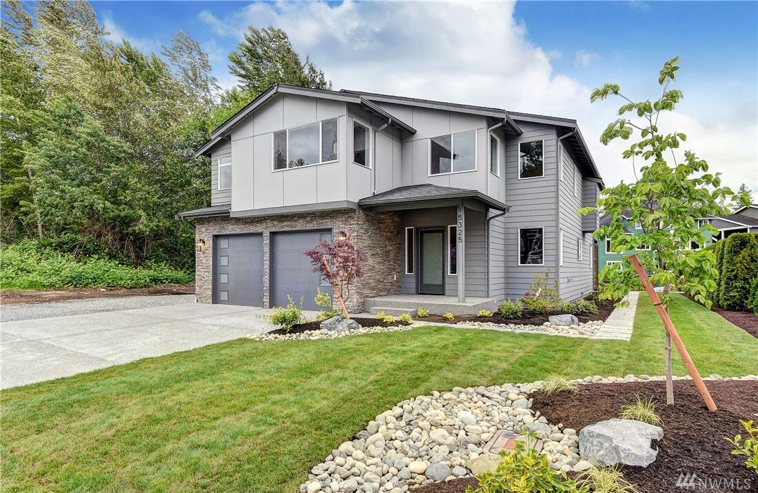 Property Photo:  15325 4th Ave W  WA 98087 