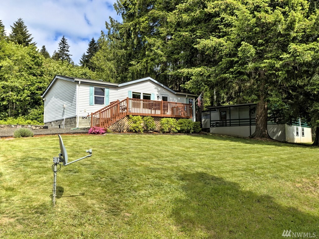 Property Photo:  91 E Midway Lane  WA 98584 