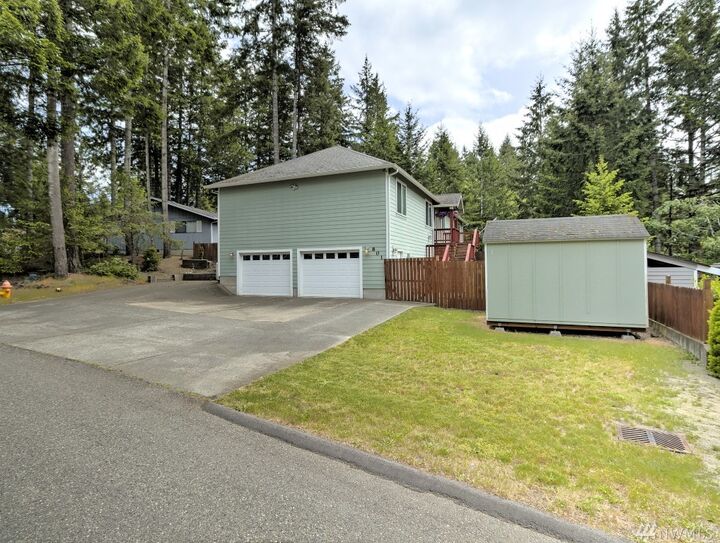 Property Photo: 801 Terrace Blvd WA 98584