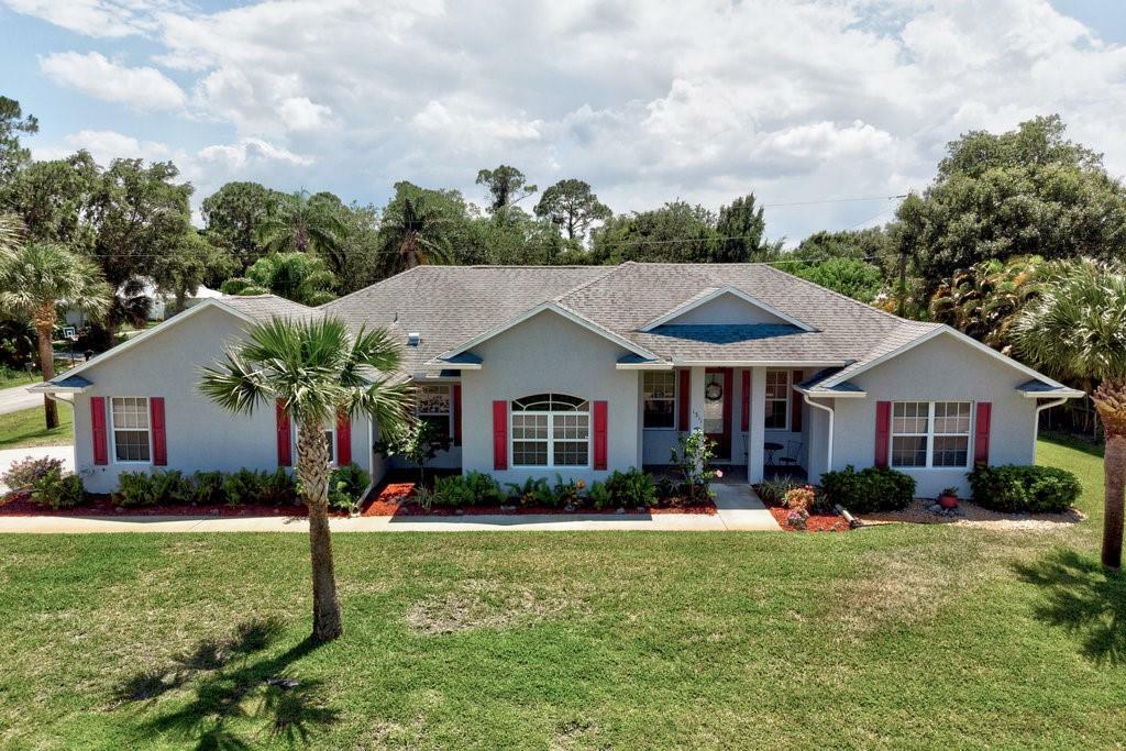 Property Photo:  1311 Coverbrook Lane  FL 32958 