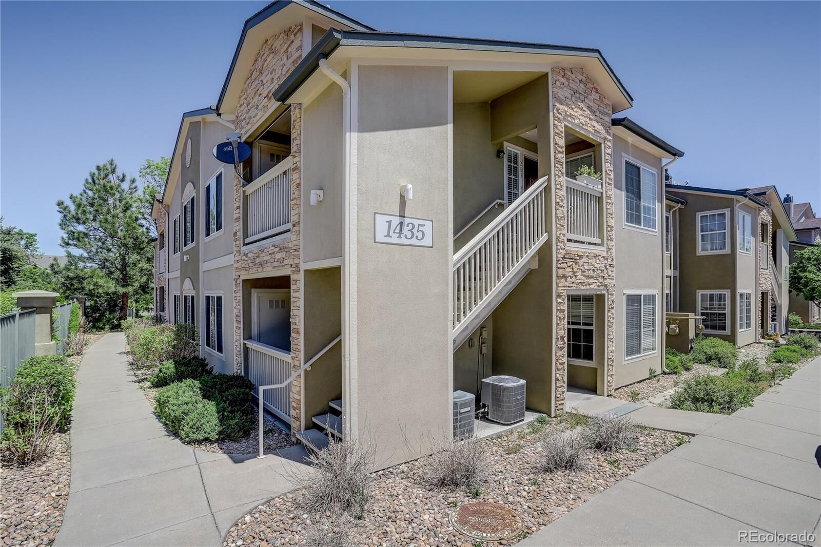 Property Photo:  1435 S Galena Way 203  CO 80247 