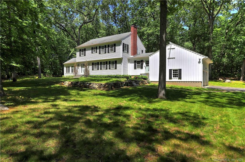 Property Photo:  237 Ansonia Road  CT 06525 