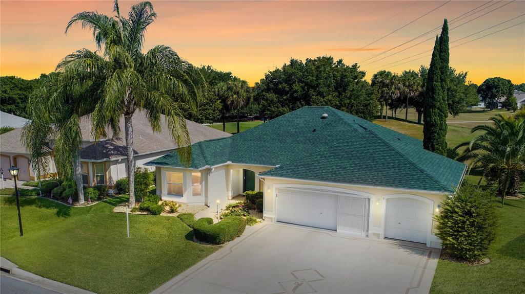 Property Photo: 2164 Madero Drive FL 32159