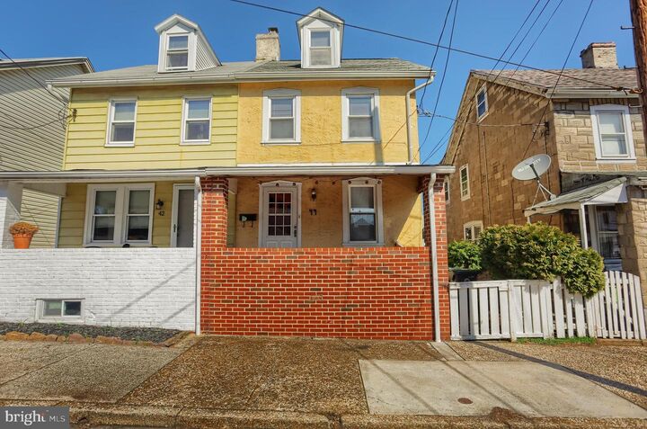 44 Walnut  Phoenixville PA 19460 photo