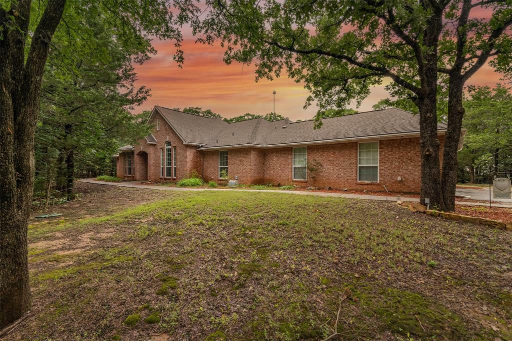 Property Photo:  43 Tuttle Circle  TX 75076 