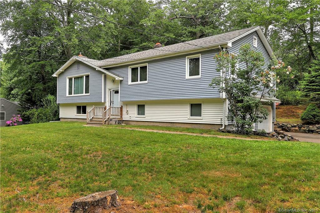 Property Photo:  48 West Rutland Road  CT 06461 