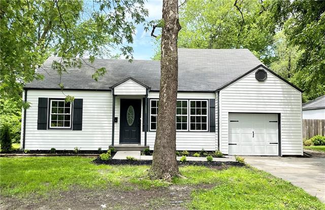 Property Photo:  629 S Sherman Avenue  KS 66061 
