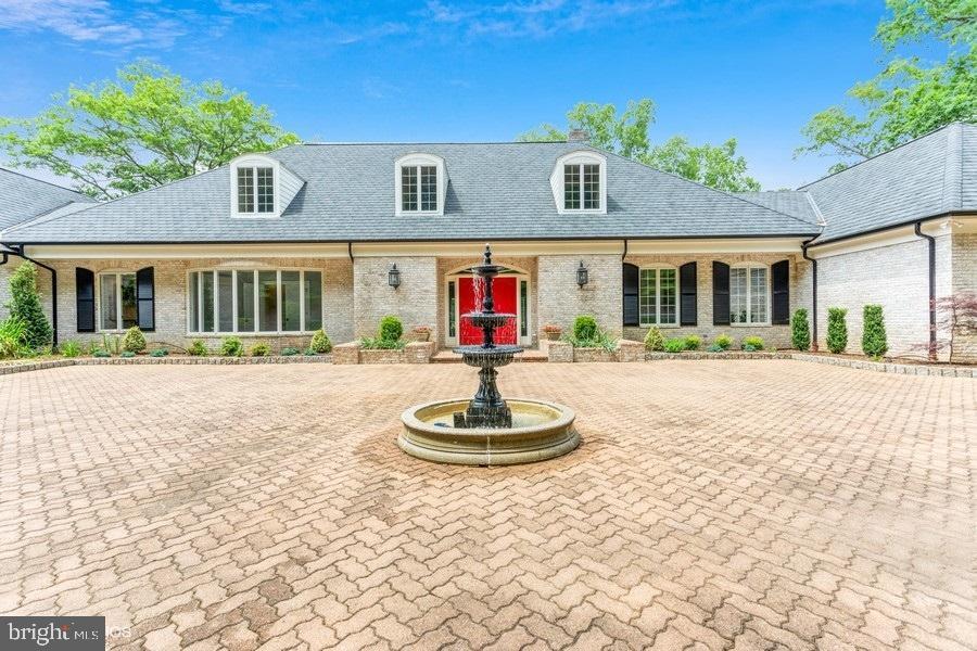 Property Photo: 730 Zeuswyn Drive VA 22701