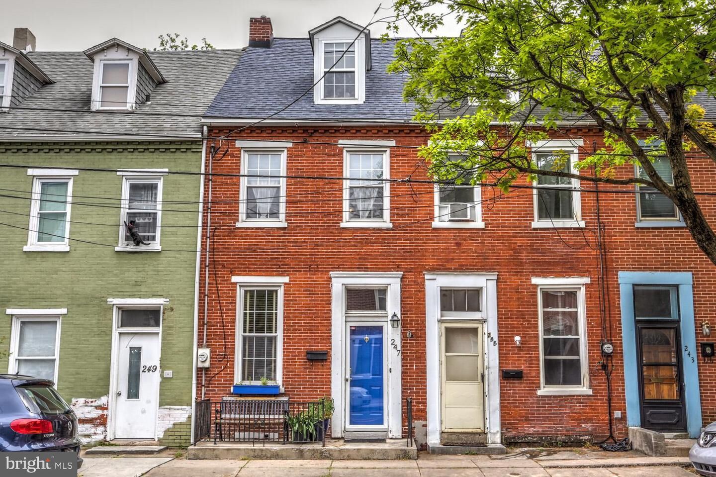 Property Photo:  247 N Mulberry Street  PA 17603 
