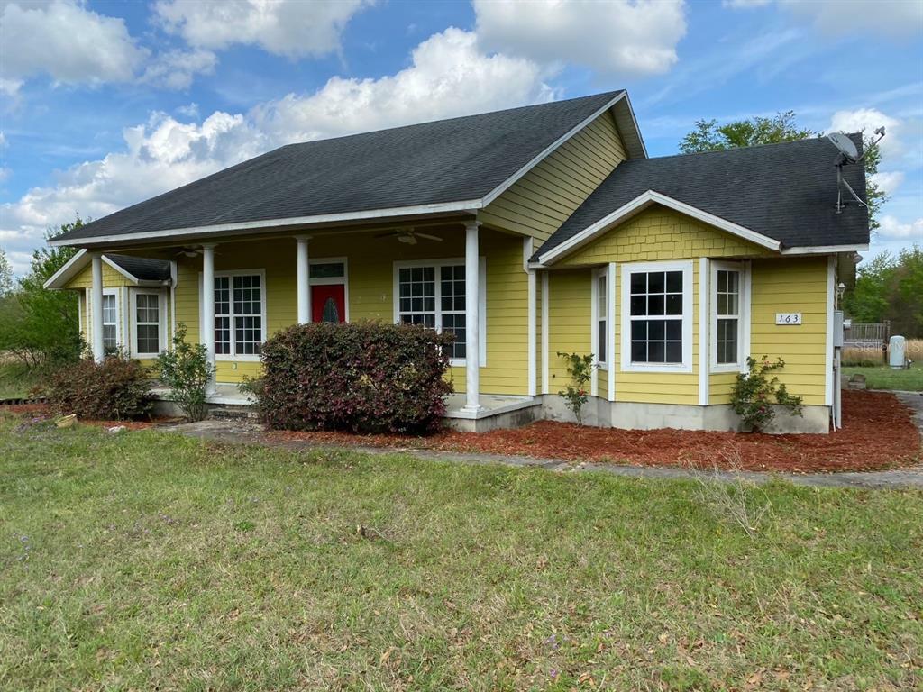 Property Photo:  645 SW Drew Feagle Avenue  FL 32038 