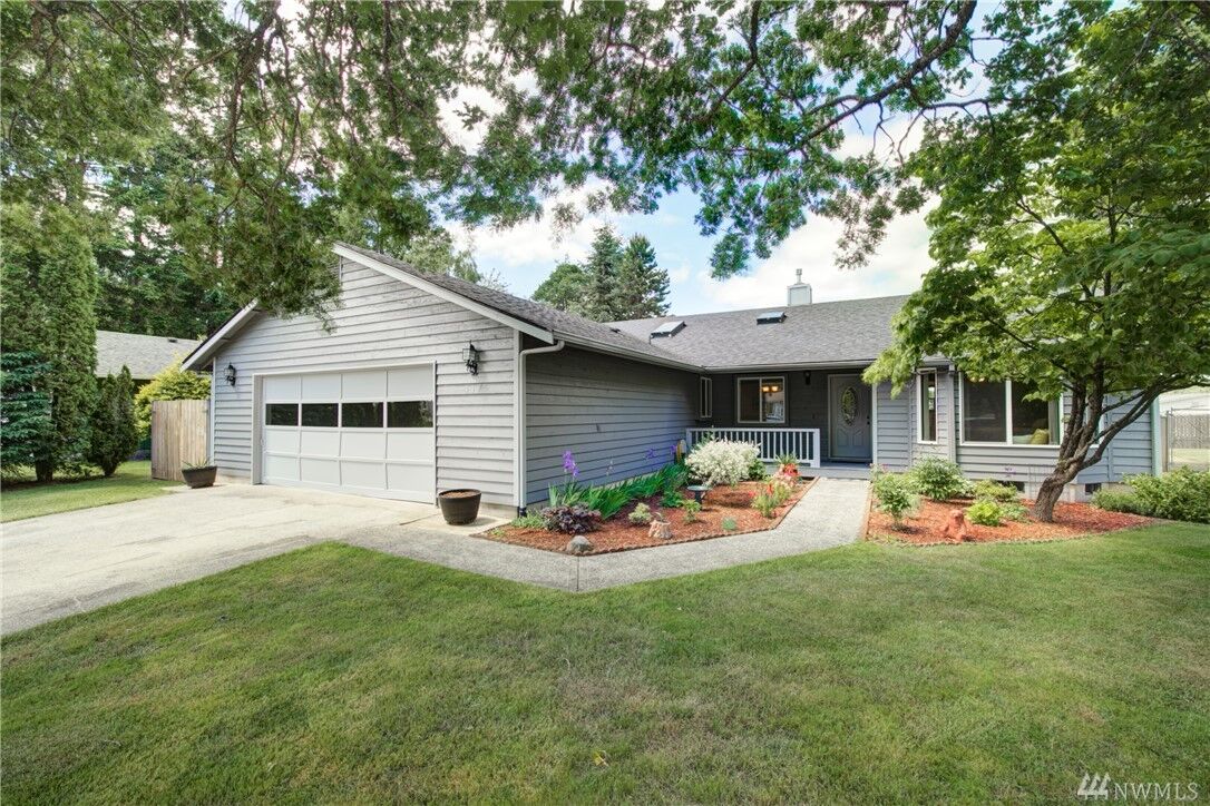 Property Photo:  417 Herb Ct SE  WA 98513 
