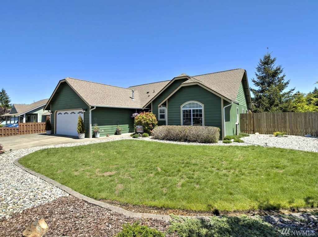 Property Photo:  2014 S 7th St  WA 98584 