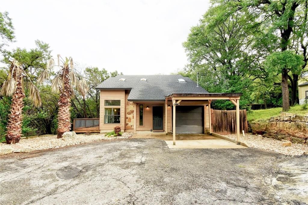Property Photo: 1500 Miami Drive C TX 78733