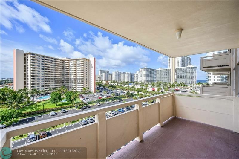 Property Photo: 3333 NE 34th St 706 FL 33308