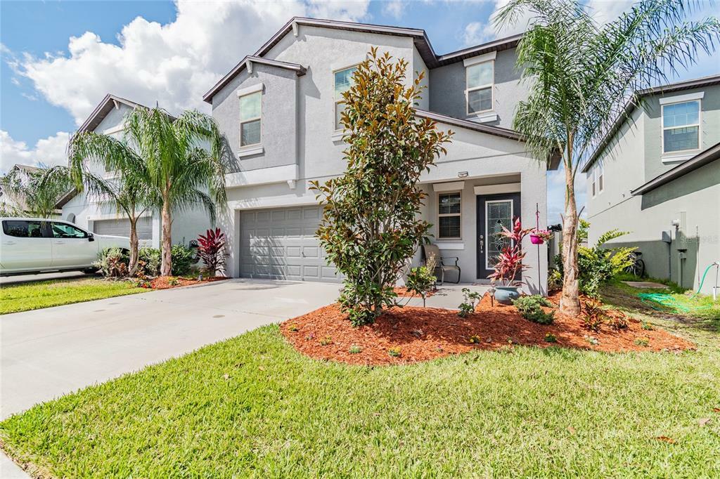 Property Photo:  5134 Sable Chime Drive  FL 33598 