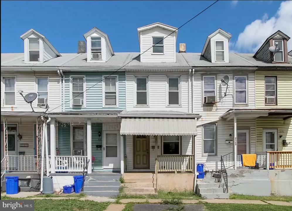 Property Photo: 2122 Greenwood Street PA 17104