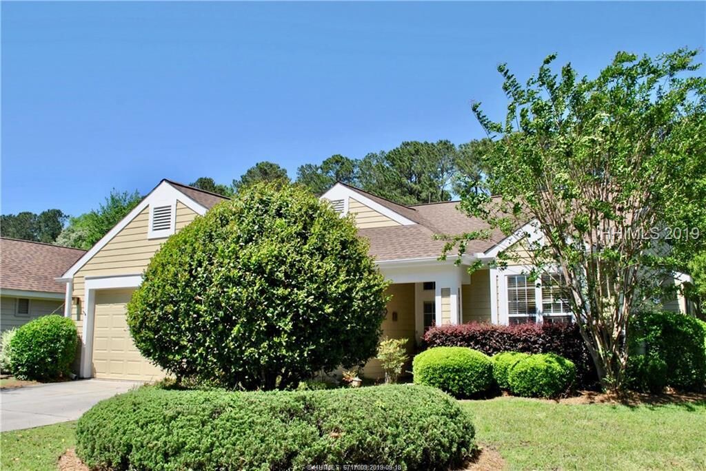 Property Photo:  7 Devant Drive E  SC 29909 