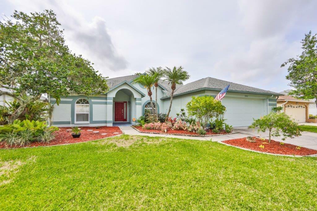 Property Photo:  1205 Ventana Drive  FL 33573 